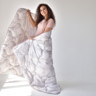 Новое одеяло Afrodita – теплое, пышное, приятное на вид. Очень легкое, очень объ. . фото 2