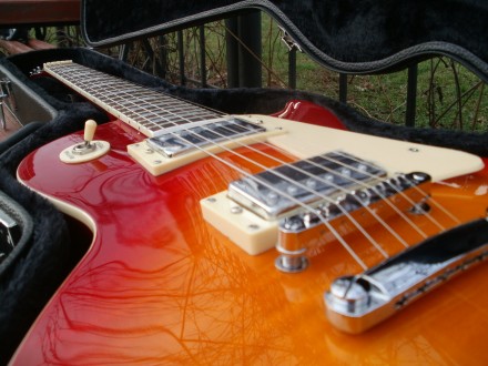 Электрогитара Gibson Les Paul Standard Heritage Cherry Sunburst. С логотипом Gib. . фото 10