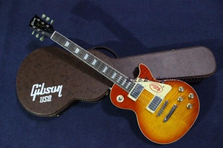 Электрогитара Gibson 1959 Les Paul Standard Reisue. С логотипом Gibson. 
Лояльны. . фото 2