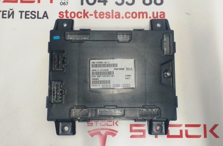 Боди контроллер 315 MHz на электромобиль Tesla. Один из компонентов электропрово. . фото 3