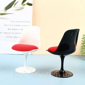 Кресло черное с красной сидушкой для кукол 1/6 (Барби, Блайз, шарнирных, bjd и д. . фото 2