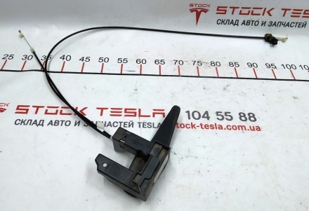 Боди контроллер электромобиля Tesla Model S представляет собой блок управления с. . фото 3