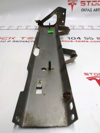 Гайка шпильки крепления заднего аммортизатора (пневмо) M10x1.50mm Tesla model S,. . фото 4