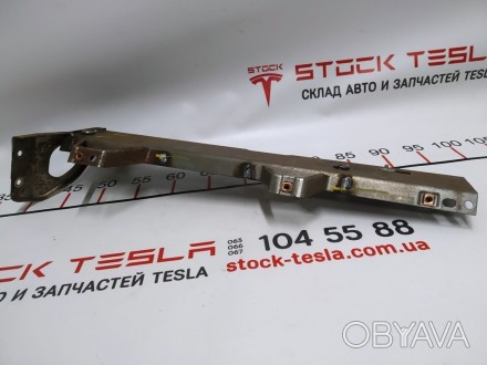 Гайка шпильки крепления заднего аммортизатора (пневмо) M10x1.50mm Tesla model S,. . фото 1