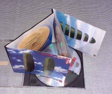 Продам Фирменный СД Bob James  Earl Klugh – Cool
Состояние диск/полиграфи. . фото 5
