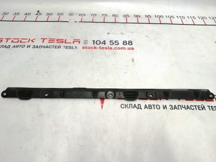 Кронштейн крепления блока управления ECU PARK ASSIST Tesla model S 1008903-00-B
. . фото 2