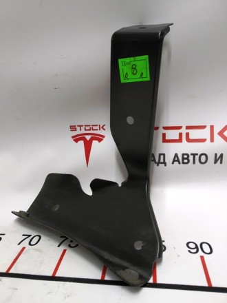 Кронштейн крепления защиты днища задней правый Tesla model X 1073232-00-B
Доста. . фото 2
