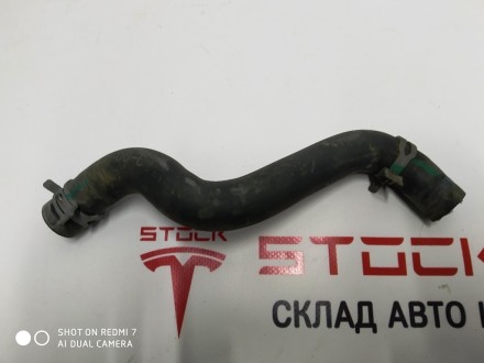 Шланг охлаждения на тройной клапан Tesla model S 6007347-00-C
Доставка по Украи. . фото 2