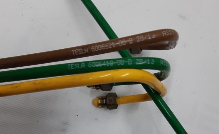 Пневмопровод в сборе (комплект 4 линии) Tesla model S 1005904-00-B в комплект вх. . фото 4