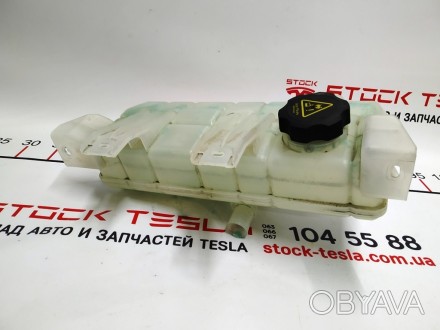 Расширительный бачок охлаждающей жидкости AWD Tesla model X S REST 1036124-00-D
. . фото 1