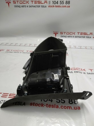 Облицовка стойки С 3-го ряда сидений верхняя левая ULTRASUEDE BLK Tesla model X . . фото 4
