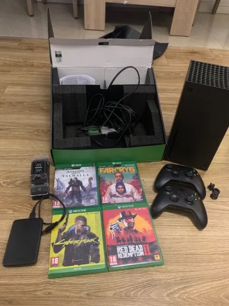 Xbox Series X. 2 Геймпади. Ігри. Багатий комплект.. Київ. фото 1 Xbox Series X. 2 Геймпади. Ігри. Багатий комплект.. Київ. фото 1