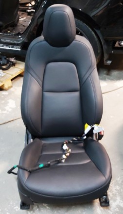 Пассажирское сиденье в сборе (с подогревом) PRM PUR BLK на автомобиль Tesla Mode. . фото 2