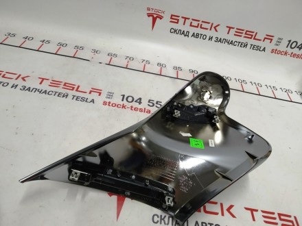 Накладка хром 2-го ряда сидений правая наружная Tesla model X 1062971-00-B
Дост. . фото 3