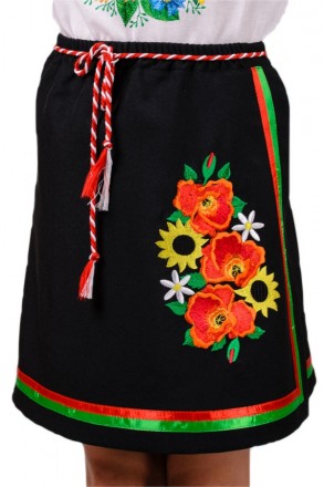 Красивая детская юбка-вышиванка "Плахта" украшена яркими атласными лентами и нат. . фото 2