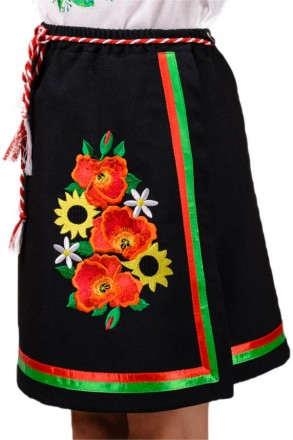 Красивая детская юбка-вышиванка "Плахта" украшена яркими атласными лентами и нат. . фото 3