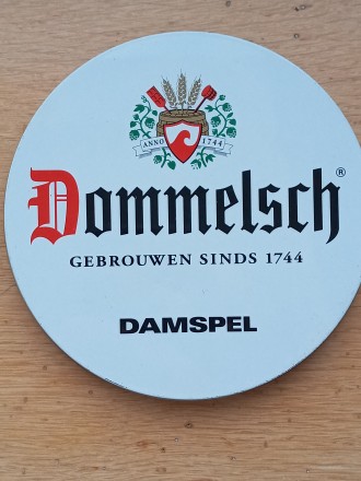 Продаётся Настольная игра Голландской пивоварни Dommelsch «Damspel» . . фото 2