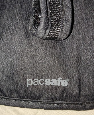 Дорожный кошелек PacSafe, крепится на ремень, габариты 17х13х23см, одно отделени. . фото 5
