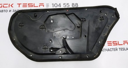 Внутренняя панель двери задней левой Tesla model X 1046472-00-D
Доставка по Укр. . фото 2
