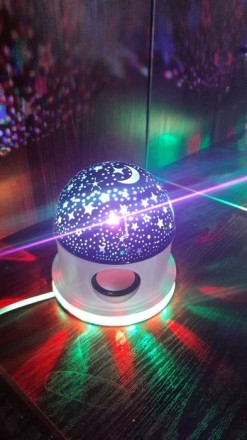 Проектор зоряне небо нічник куля Star Master Bluetooth music
Круглий нічник-прое. . фото 5