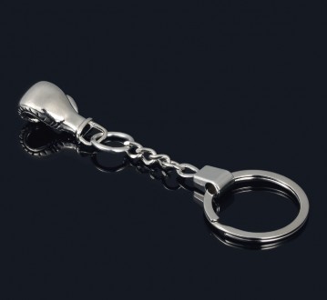 Оригінальний цинковий брелок для ключів у формі боксерської рукавички.
	Матеріал. . фото 5