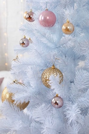 
Новогодняя елка — незаменимый атрибут в каждом доме в канун Новогодних и Рождес. . фото 5
