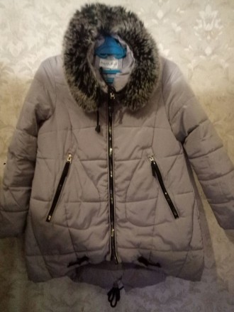 Женская куртка , светло серая с капюшоном . Размер XXL ; 176/86 A ; (50-52 ) . Б. . фото 2