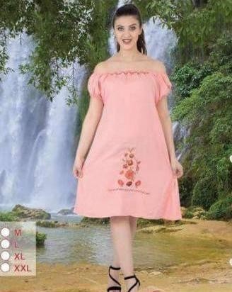 Женское прямое платье-миди c вышивкой (р.50-56), штапель, Турция Merve Moda 298
. . фото 3