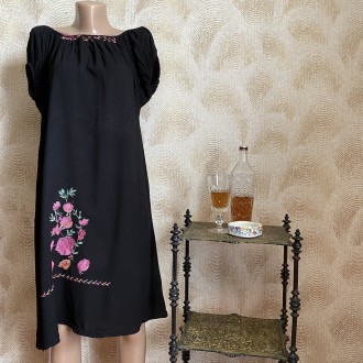 Женское прямое платье-миди c вышивкой (р.50-56), штапель, Турция Merve Moda 298
. . фото 5
