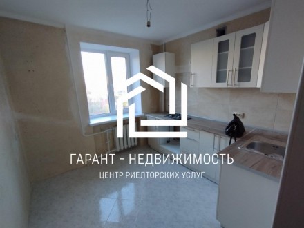 Продам однокомнатную квартиру в доме современной постройки. Пятый этаж девятиэта. Киевский. фото 2