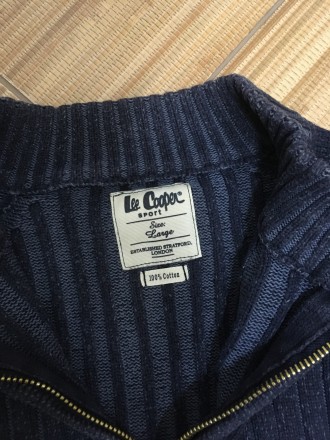 Качественный , фирменный,  пуловер бренда Lee Cooper. Цвет темно синий. Натураль. . фото 3