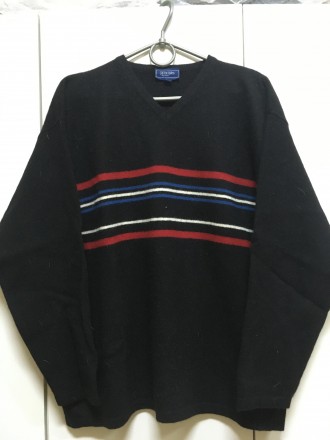 Мужской теплый пуловер principles  .Основной цвет черный. Спереди рисунок в разн. . фото 2