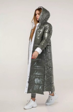
Зимняя куртка макси с силиконом на молнии с контрастной подкладкой и капюшоном
. . фото 6