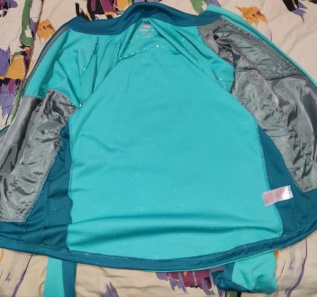 Комплект, спортивная кофта+футболка Deliveroo, размер-XL, длина кофты спереди-65. . фото 6