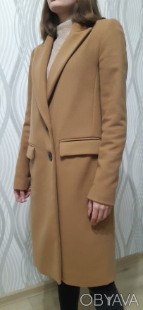 Пальто прямого кроя, актуальный цвет кэмел. Размер xs-s, но отлично подходит и н. . фото 1