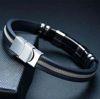 
 
 Мужской кожаный браслет со стальными вставками Black/Silver
Кожаные браслеты. . фото 3