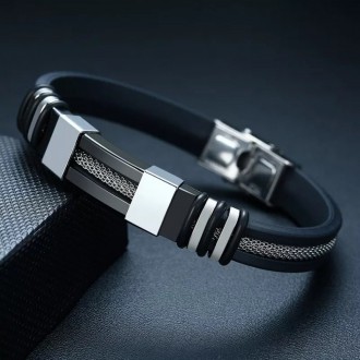 
 
 Мужской кожаный браслет со стальными вставками Black/Silver
Кожаные браслеты. . фото 2