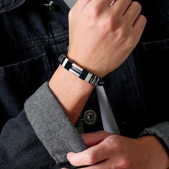 
 
 Мужской кожаный браслет со стальными вставками Black/Silver
Кожаные браслеты. . фото 5