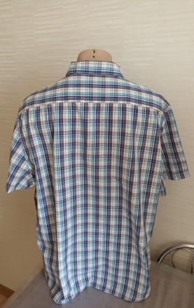 Красивая летняя мужская рубашка с коротким рукавом из хлопка. Застегивается на п. . фото 5
