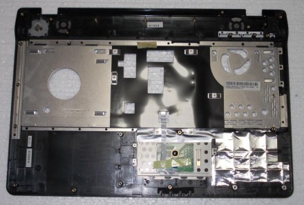 Середня частина корпуса з тачпадом з ноутбука ASUS X64V 13N0-FMA0511 13GNWF1AP03. . фото 3