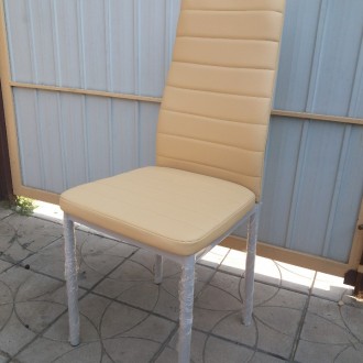 Стильный стул с удобной спинкой и оббивкой из высококачественного кожзаменителя.. . фото 10