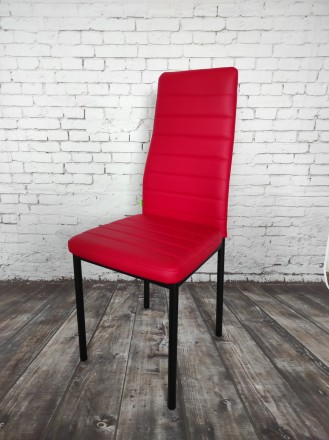 Стильный стул с удобной спинкой и оббивкой из высококачественного кожзаменителя.. . фото 2