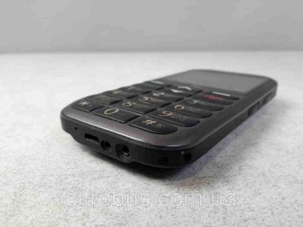 Телефон, поддержка двух SIM-карт, экран 2.4", разрешение 240x320, камера 1.30 МП. . фото 5