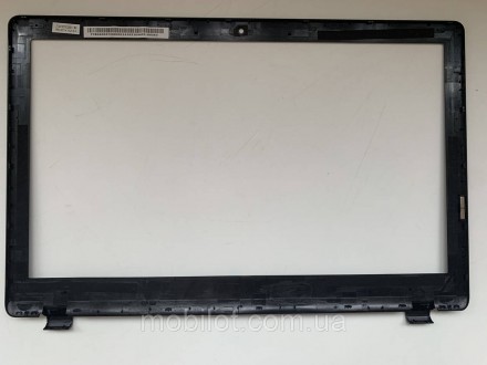 Часть корпуса рамка к ноутбуку Acer ES1-512. Есть повреждение и следы от эксплуа. . фото 7