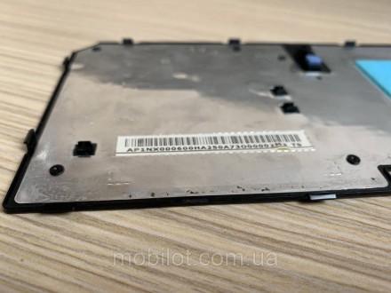 Часть корпуса к ноутбуку Acer ES1-533. На крышке есть следы эксплуатации и повре. . фото 3