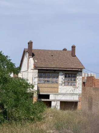 
 17900 Предлагаю к продаже дом в 2 уровнях с гаражом в коттеджном городе Солнеч. . фото 2