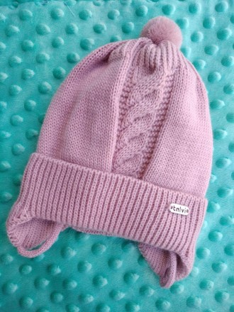 Зимова шапка для немовлят
Тепла та зручна в'язана шапочка на дітей до 6-ти міс. . . фото 2