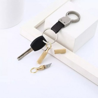 Чоловічий брелок скальпель для ключів
На подарунок або собі. Розміри 4 см і кіль. . фото 4