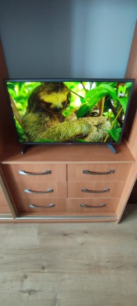 Продам телевизор LG 32 дюйма full hd в отличном состоянии. Модель 32LB563U. Имее. . фото 2