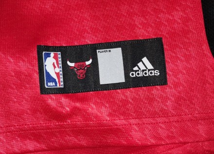 Баскетбольная футболка, джерси Adidas NBA Chicago Bulls, размер-М, длина-77см, п. . фото 5
